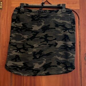 Sundry Camo Skirt